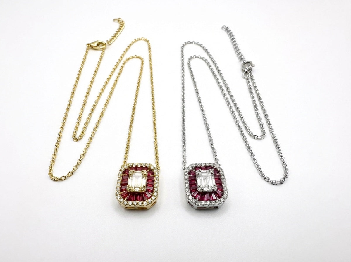 Scarlet O Necklace