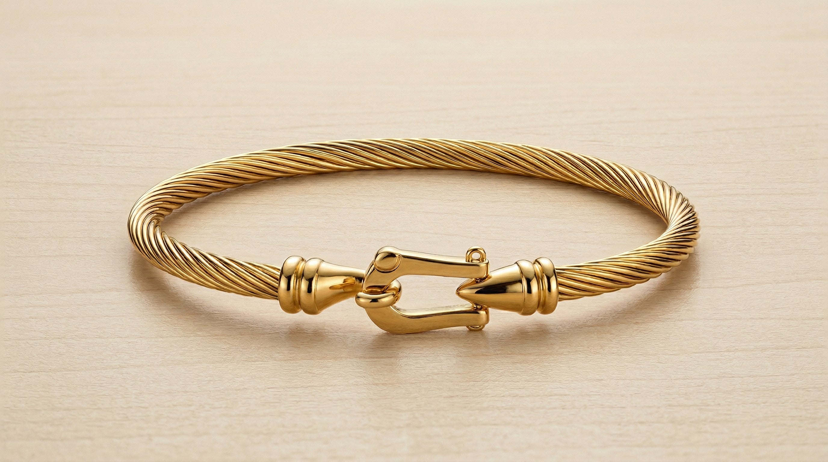 Aurélie Cable Clasp Bracelet
