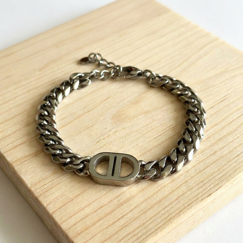 Luxe Medallion Cuban Link Bracelet