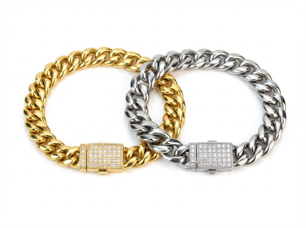 Luxe Cuban Link Bracelet with Simulated Diamond Clasp