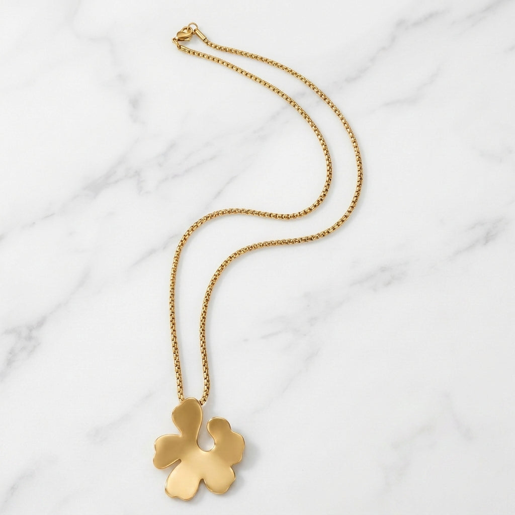 Modern Bloom Necklace