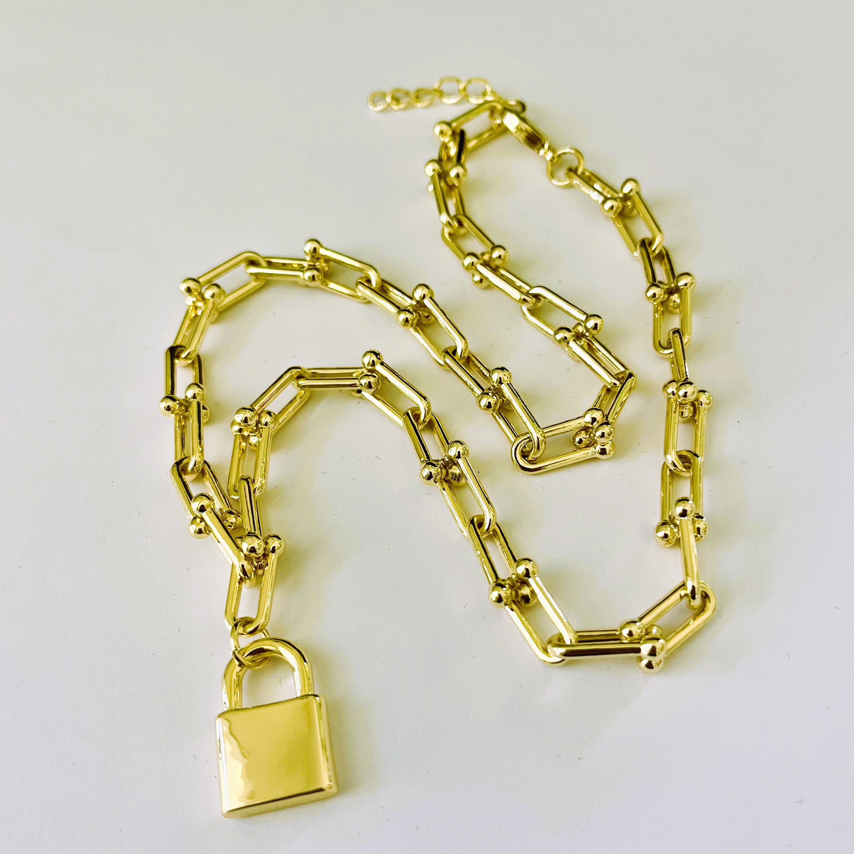 Stirrup Locket Necklace | Equestrian Keepsake Pendant | Stainless Steel & 18K Gold Plated