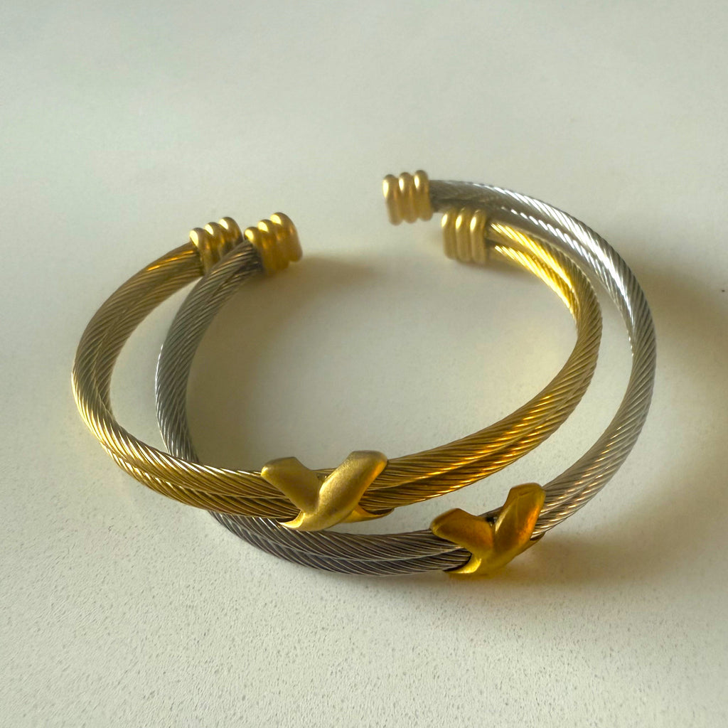 Love Cross Bracelet