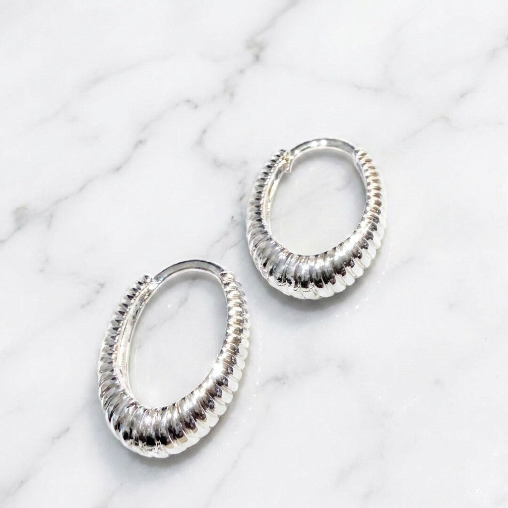 Modern Oval Hoops