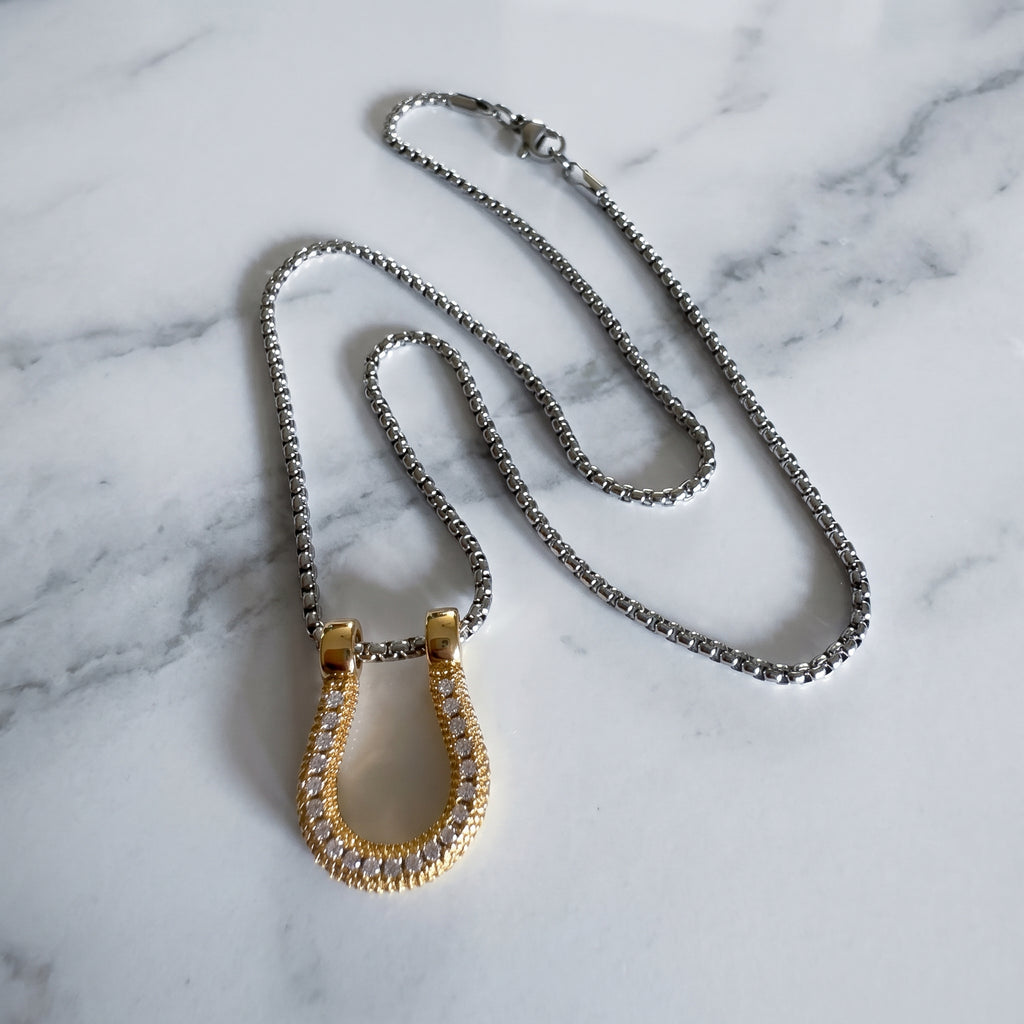 Horseshoe Glide Necklace