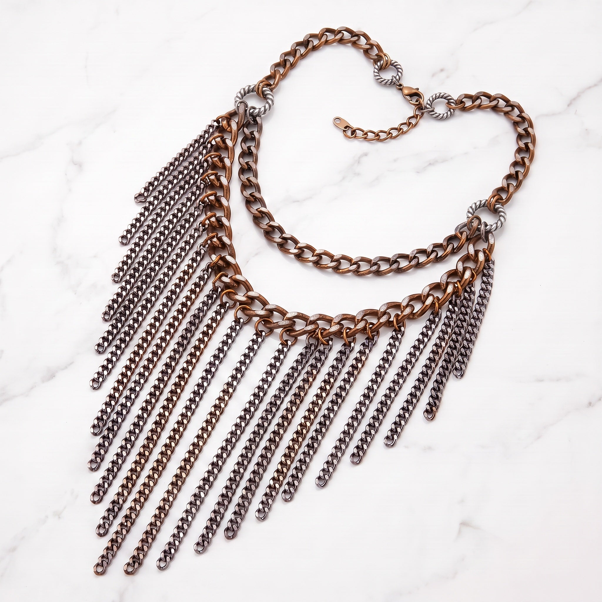 Motion Fringe Necklace