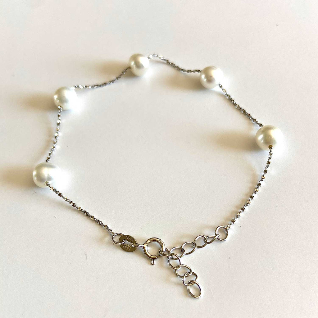 Cultured Pearl and Silver Bracelet