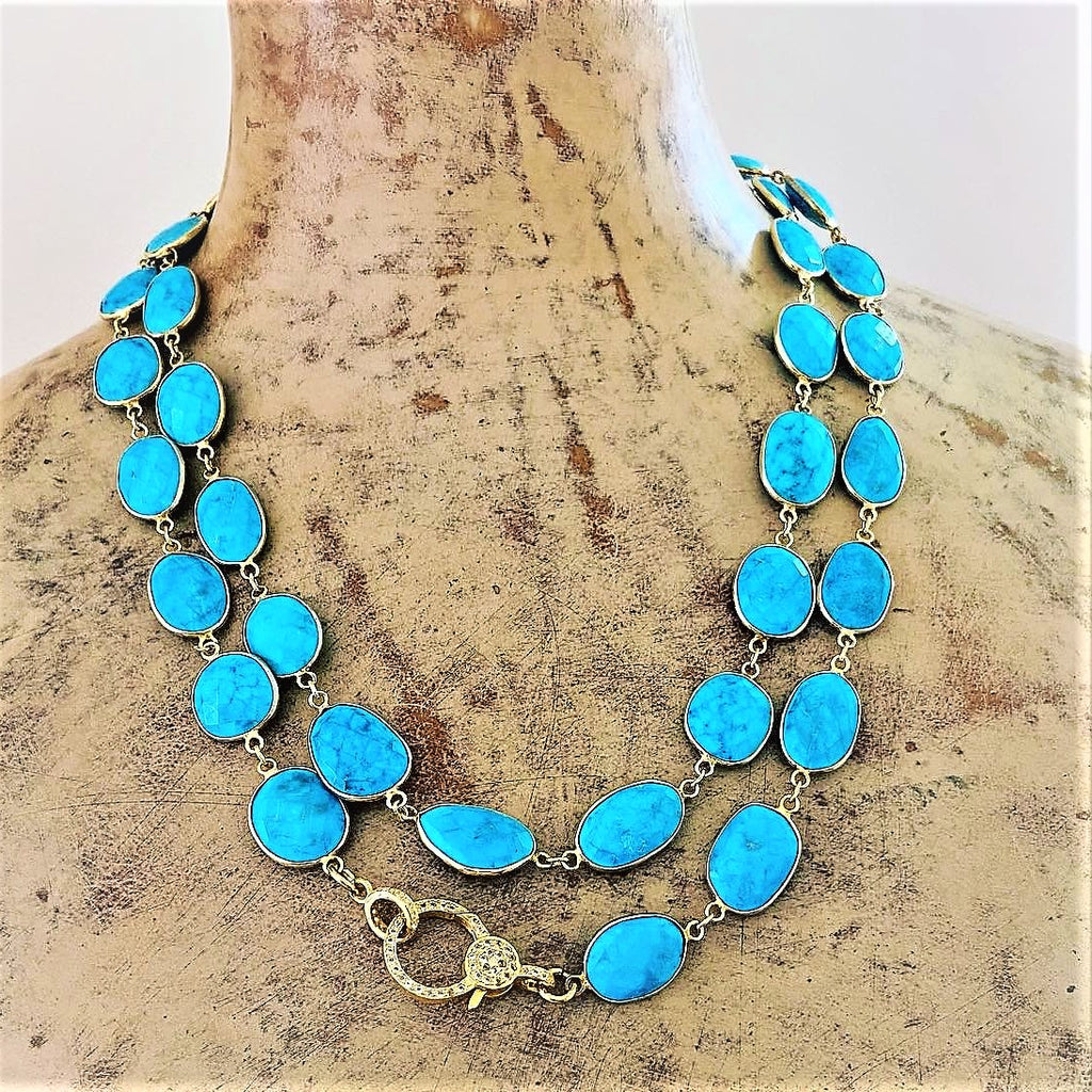 Oval turquoise long necklace with diamond closure